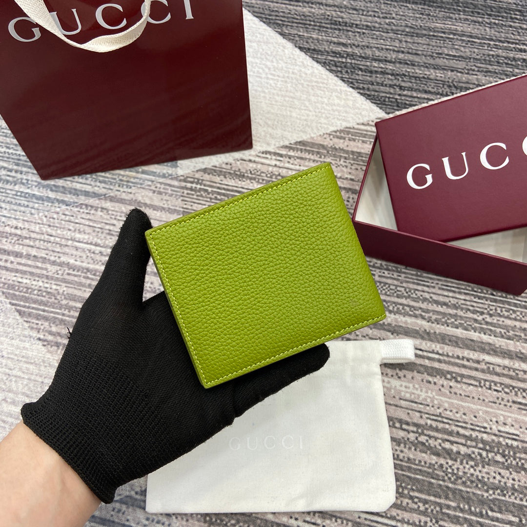 Gucci 2025 Early Spring Collection Green Calfskin Leather Bifold Wallet - Iconic Motif, Reimagined Elegance
