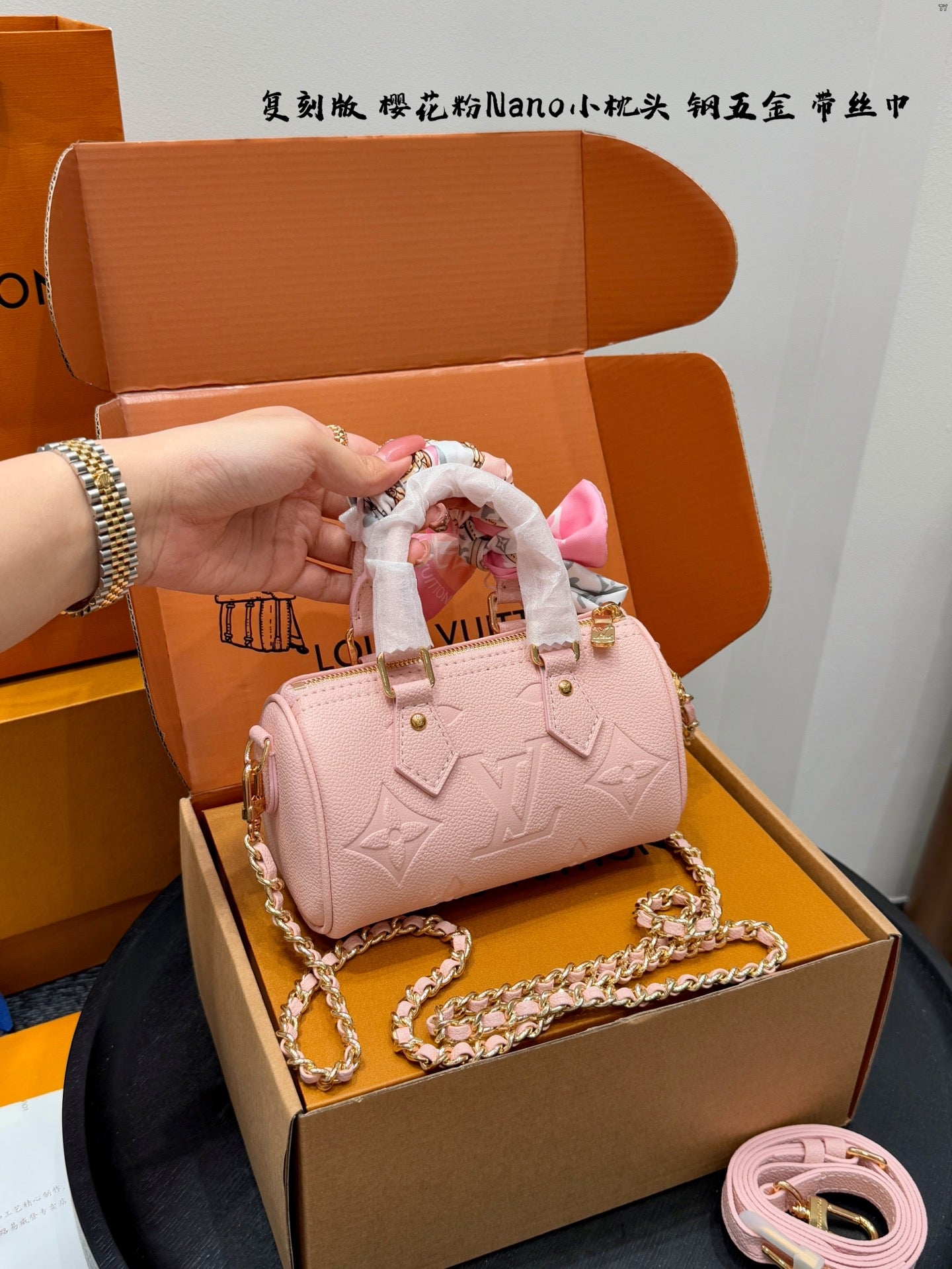 【Authentic Style】LV Nano Speedy Mini Bag 16*10cm with Chip - Floral Embossed Strawberry Milk Pink, Cute & Chic