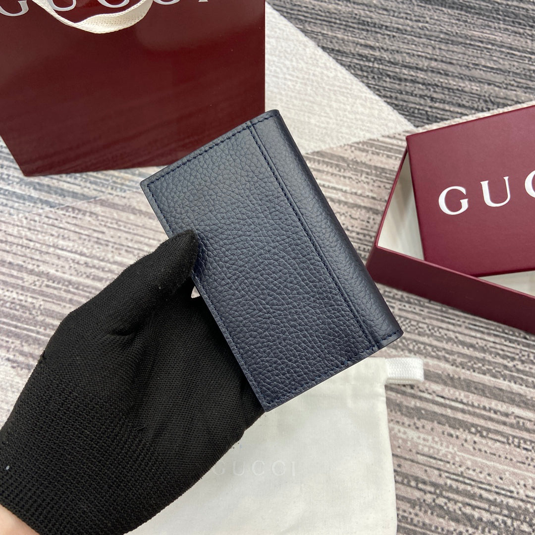 Gucci 2025 Early Spring Collection Green Calfskin Leather Bifold Wallet - Iconic Motif, Slim & Portable