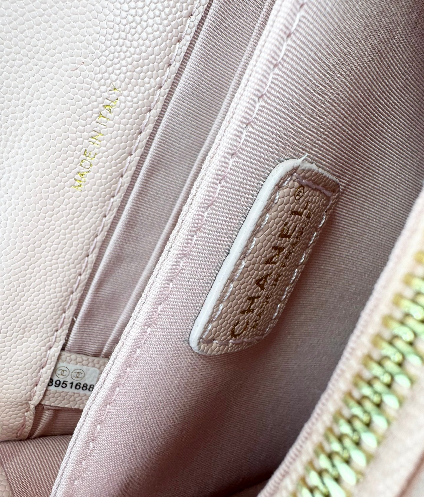 Chanel 22S Blush Pink Enamel Handle Bag | Mini Sweet Crossbody | Gold Logo & Woven Strap