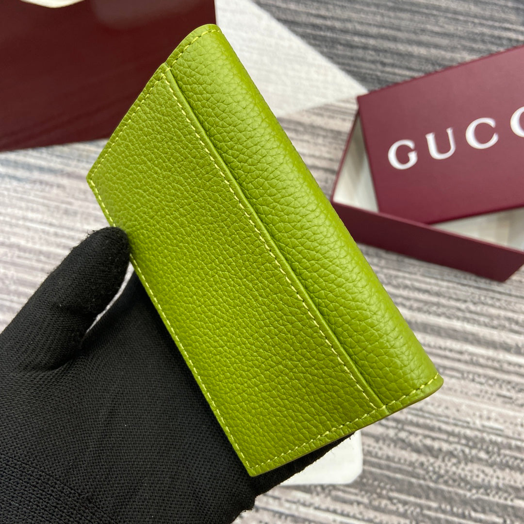 Gucci 2025 Early Spring Collection Green Calfskin Leather Bifold Wallet - Iconic Motif, Compact Elegance