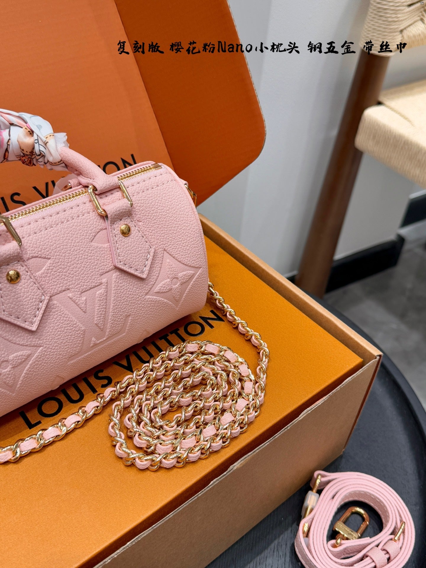 【Authentic Style】LV Nano Speedy Mini Bag 16*10cm with Chip - Floral Embossed Strawberry Milk Pink, Cute & Chic
