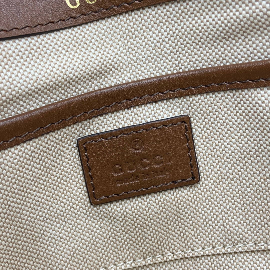 GUCCI Horsebit 1955 Mini Shoulder Bag｜Valentine's Campaign Edition｜Brown GG Canvas｜Embossed Texture｜20x14x5cm