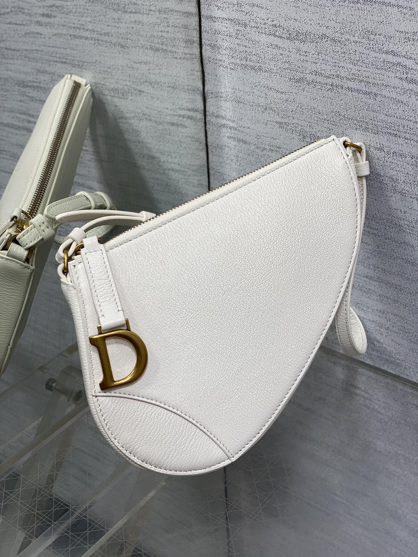 Dior 2024 SS Saddle Bag Underarm | Goatskin Mini Shoulder Bag | Signature Letter Hardware