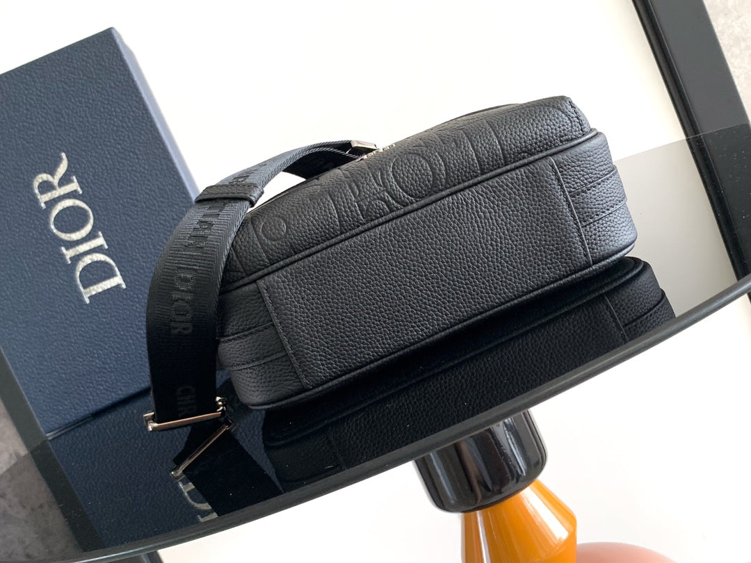 Dior Rider 2.0 Gravity Embossed Messenger Bag | 2024 Fall Men's Collection | Adjustable Strap | Leather Crossbody