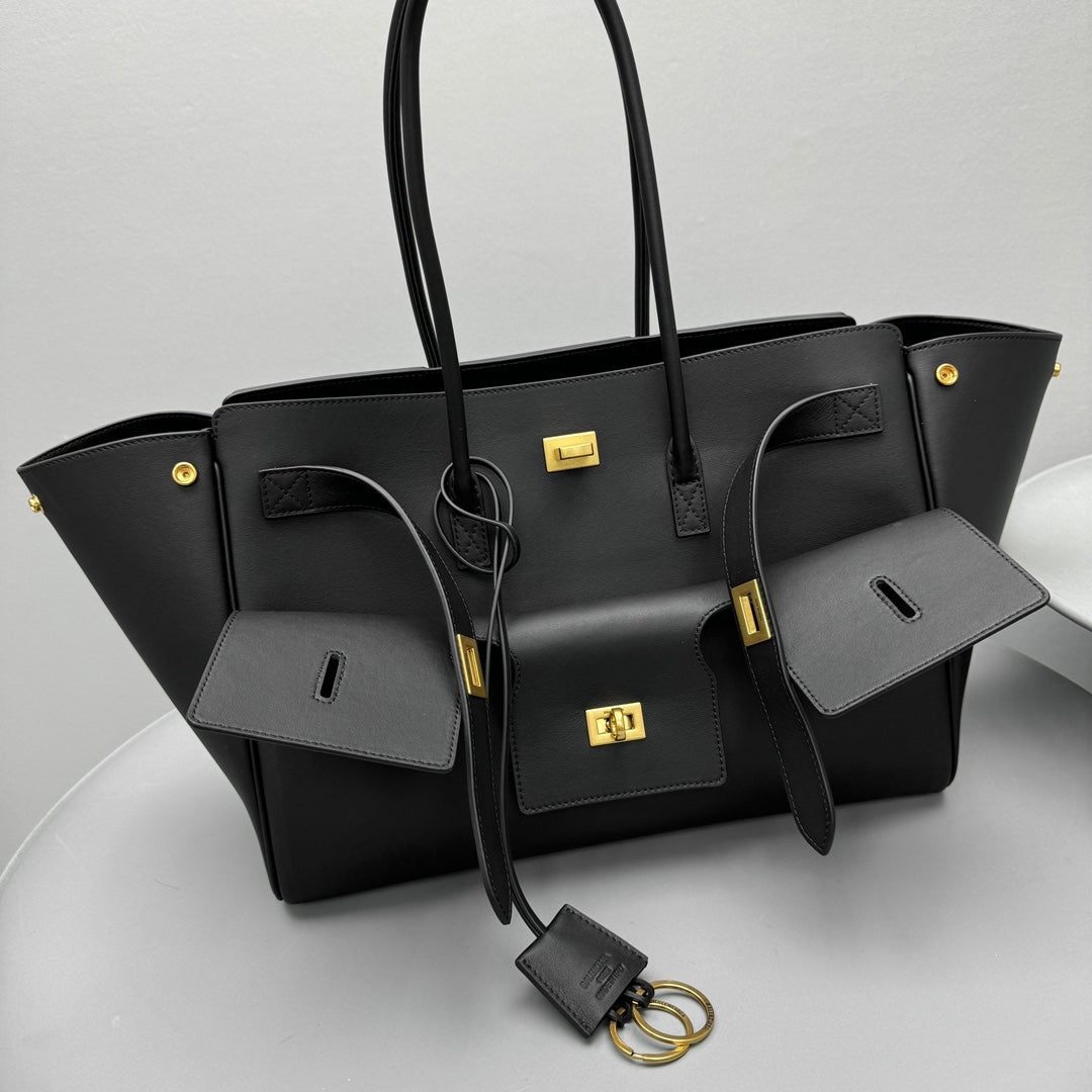 Bel Air Cyborg Punk Black Gold Leather Handbag – Medium Vintage Lock Streetwear Must-Have