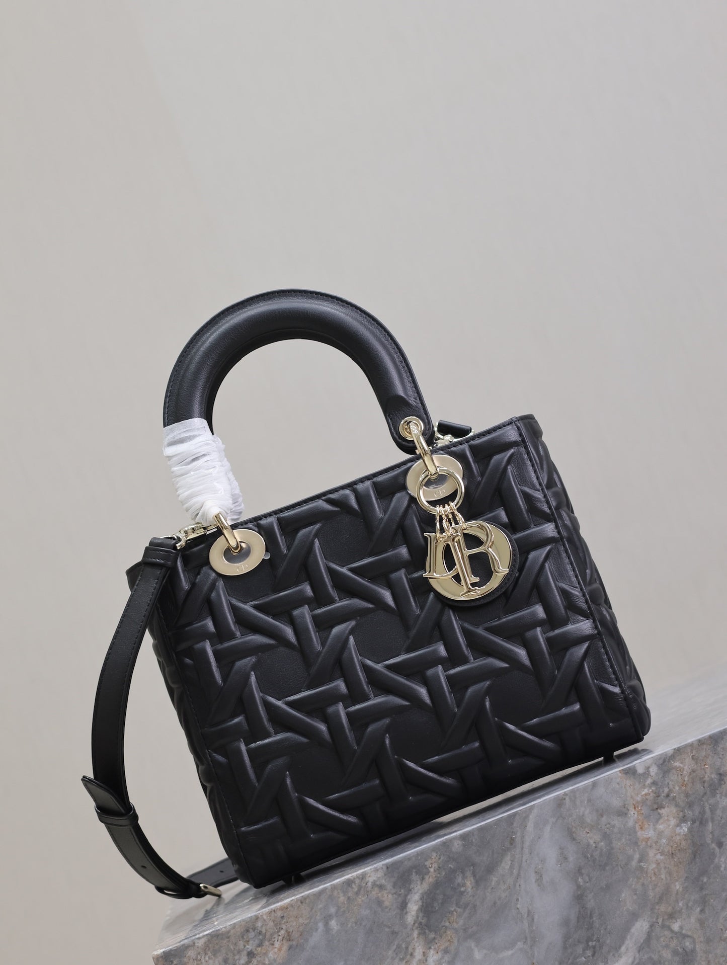 DIOR 2024 Fall/Winter Lady Dior Handbag | Black Calfskin with 3D Graphic Cannage & Pale Gold D.I.O.R. Charm, Medium 24cm