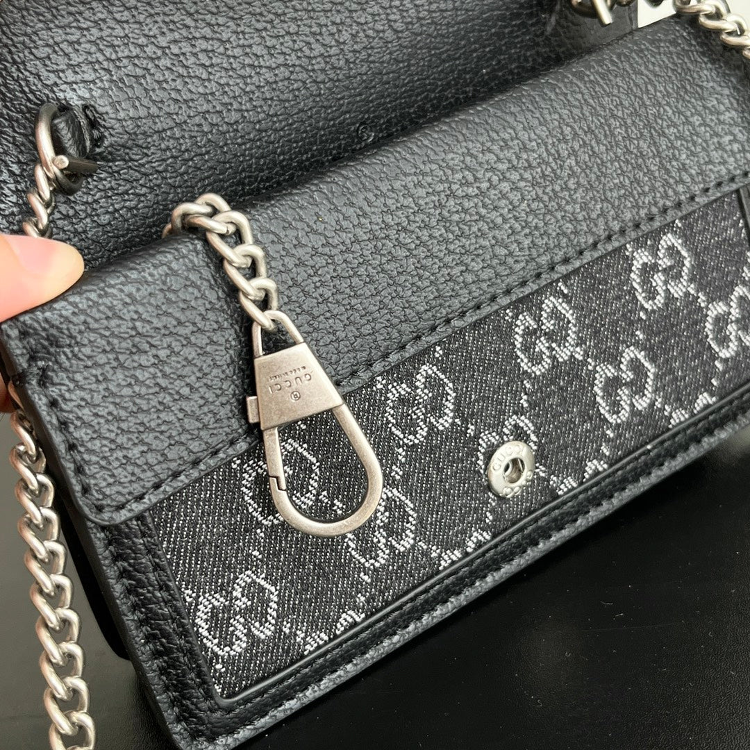Gucci Dionysus Mini Bag – 16.5x10cm Iconic Entry-Level, Calfskin & Tiger Buckle, Street Style Essential