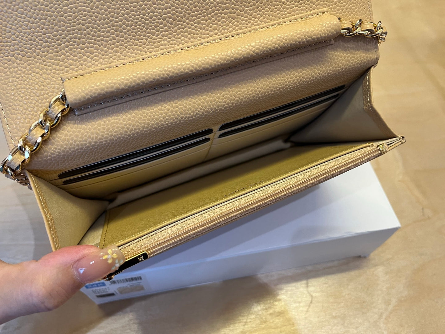 CHANEL 25c Wallet on Chain (WOC) | Exclusive Haas Caviar Leather Gold-Tone | Double C-Lock "Lucky Purse" | 12cm Mini Crossbody