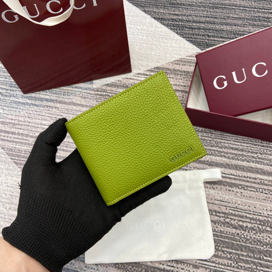 Gucci 2025 Early Spring Collection Green Calfskin Leather Bifold Wallet - Iconic Motif, Reimagined Elegance