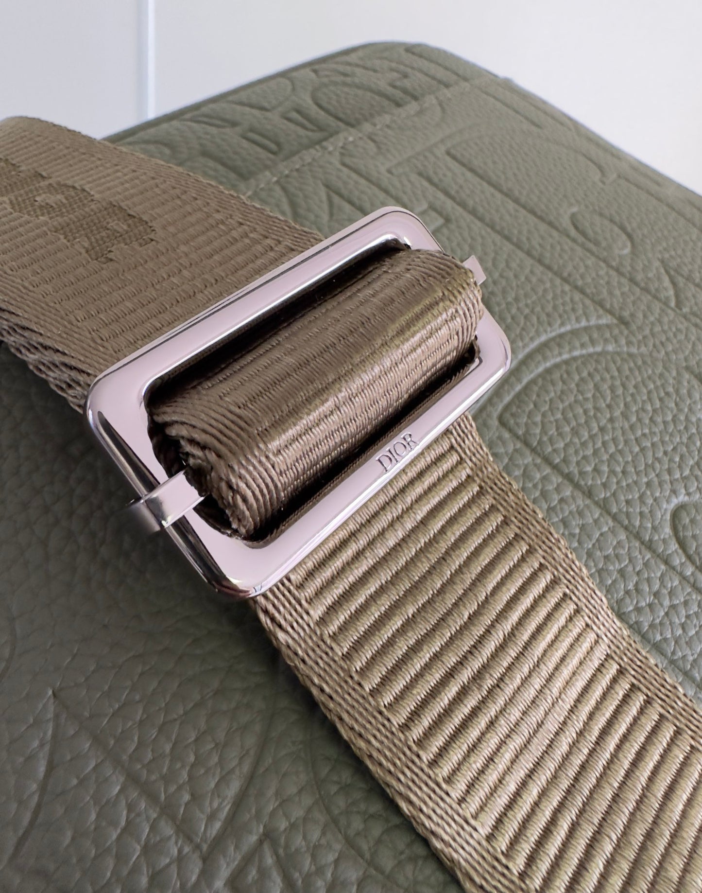 Dior Rider 2.0 Khaki Gravity Embossed Messenger Bag | 2024 Fall Men's Collection | Adjustable Strap | Multi-Pocket Crossbody