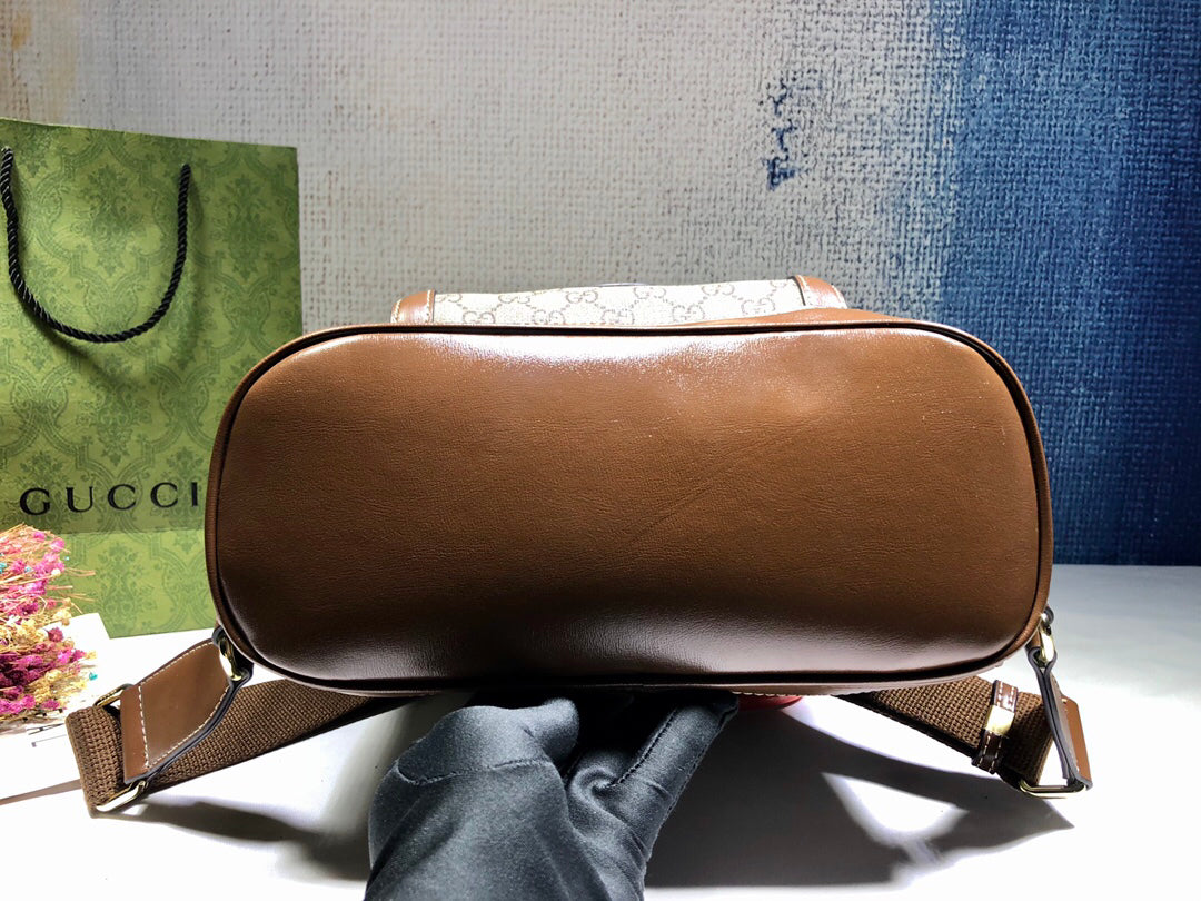 GUCCI Overture Series Vintage Mini Backpack with Feline Emblem | 26.5cm Retro-Modern Unisex Bag