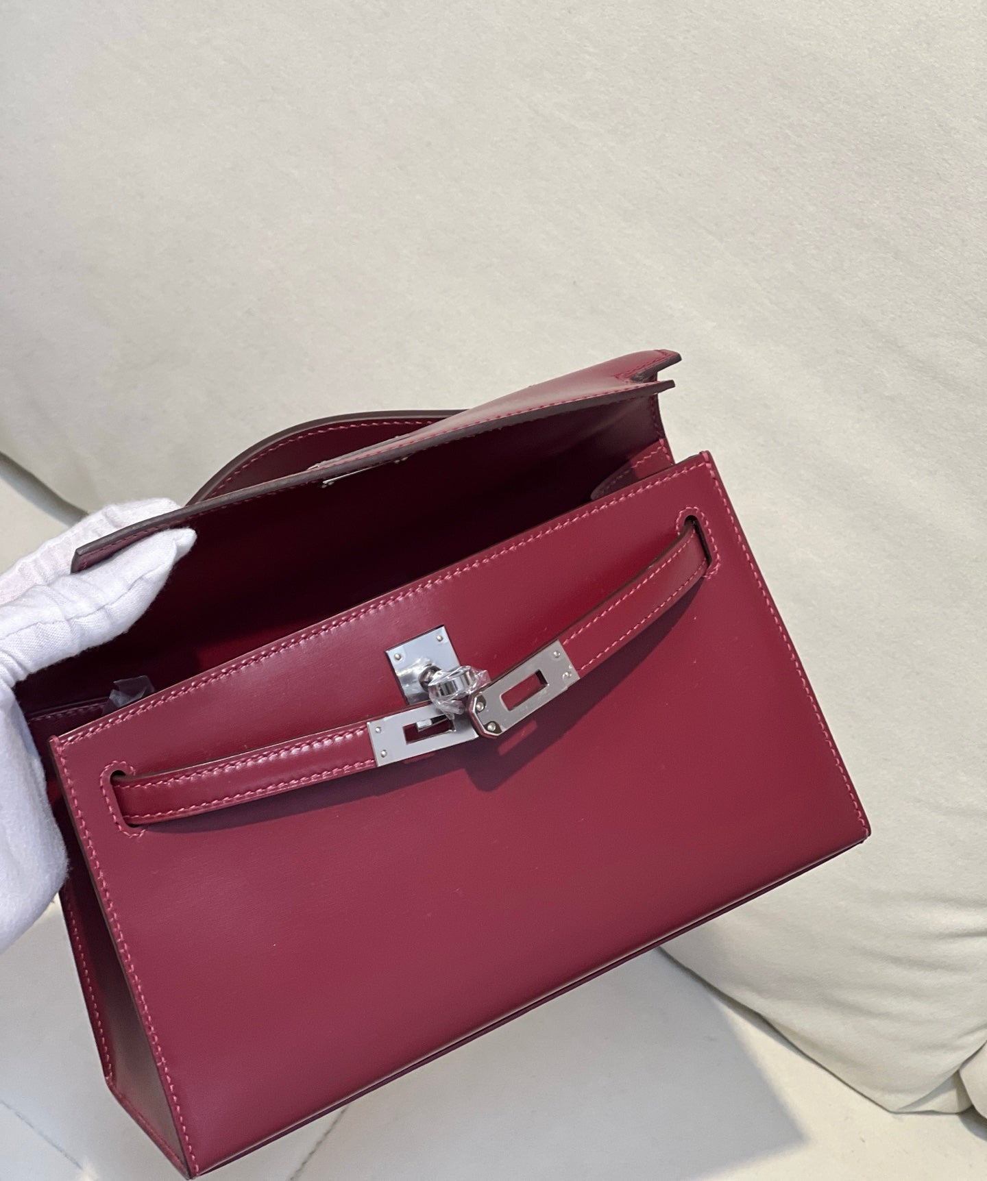 Hermès Kelly 1st Generation Box Calfskin Bag | Classic Red with Silver Hardware