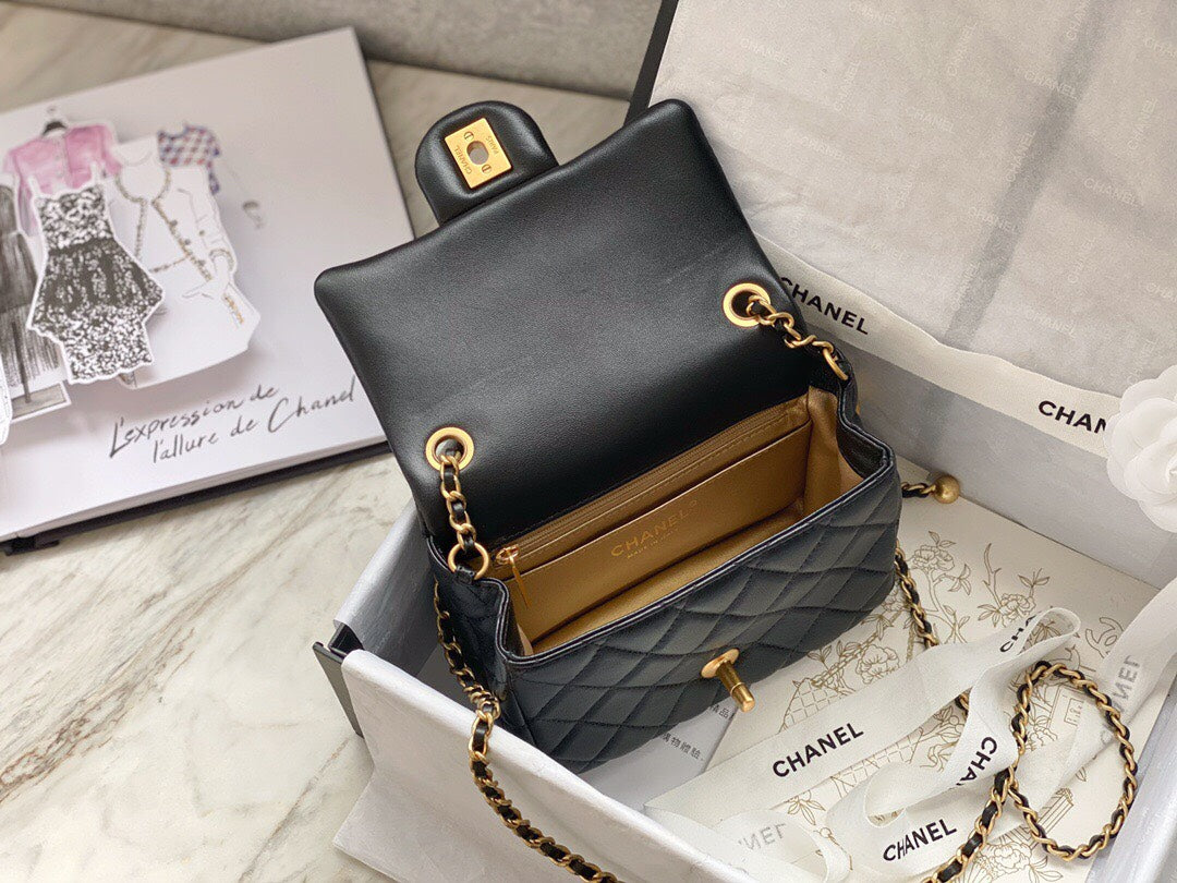 Chanel-Inspired Mini Square Bag with Metal Ball Chain - 13x18x7cm Genuine Lamb Leather Shoulder Bag（Full Set Packaging）