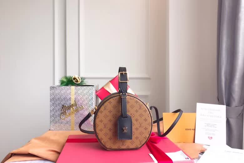 [Top Original with Full Packaging] ETITE BOITE CHAEAU Mini Hatbox Handbag - Cute Crossbody Bag, Dual Styles (Monogram Canvas & Leather Trim), 17.5cm Phone-Friendly Design