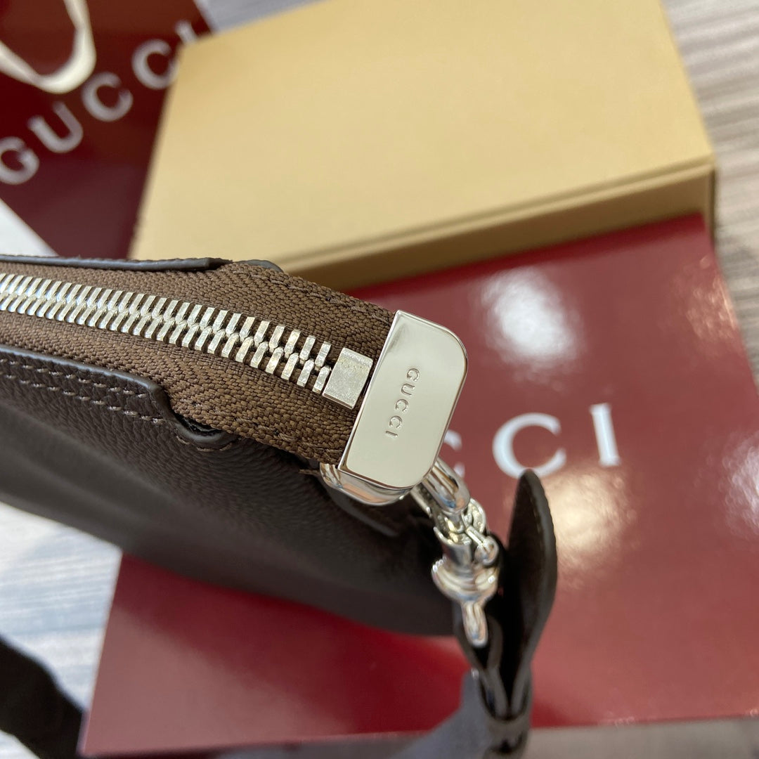 Gucci Body Double Lock Shoulder Bag FW2024 | Brown Pebbled Leather | Sabato De Sarno Archival Revival 40x31x3cm