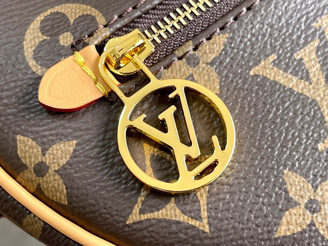 [Premium Original Leather] LV 2022 Early Spring Moon Bag 🌙 Top-Quality Replica with Full Packaging | 24cm Vintage Design, Comparable to Classic Pea Bag