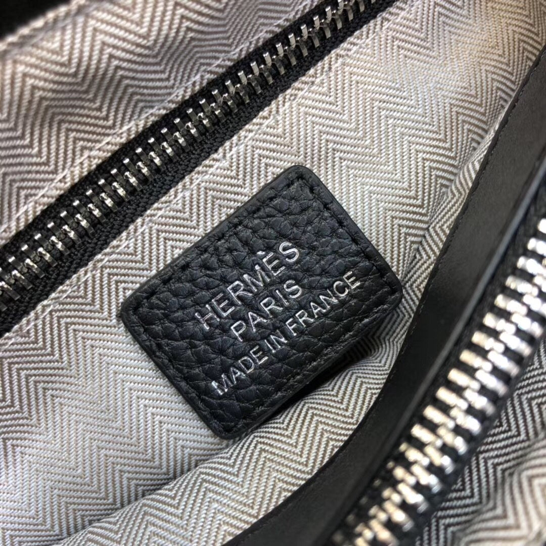 Hermès Newest Men’s Crossbody Bag | Premium Soft Calfskin | Black/Blue/Yellow | 25x27x6cm | Luxury Shoulder Bag