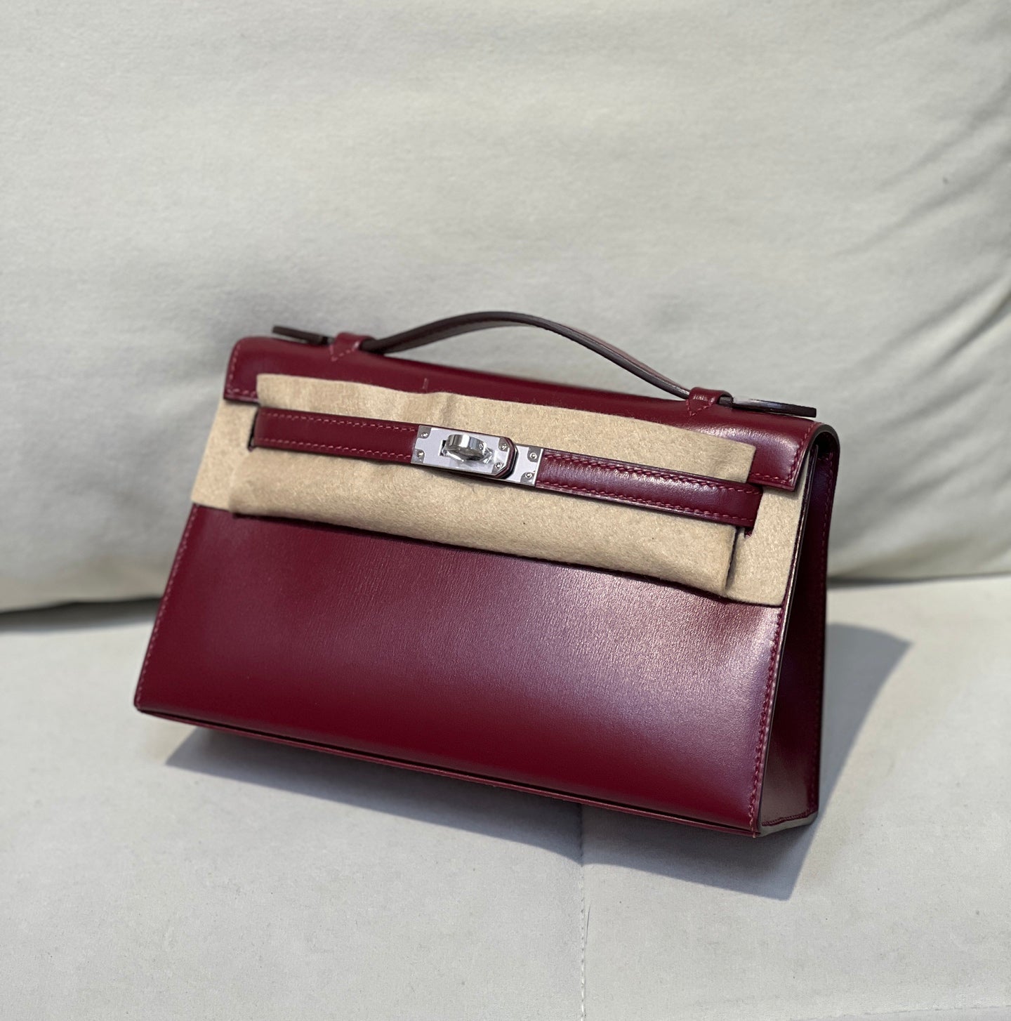 Hermès Kelly 1st Generation Box Calfskin Bag | Classic Red with Silver Hardware