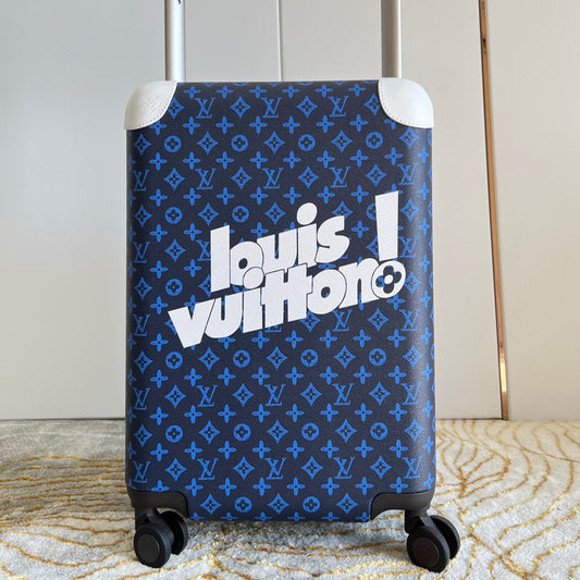 Exclusive Horizon Monogram Suitcase | LV-Inspired Design | Leather Corners | Oversized Handle | 35×23×53cm Carry-On