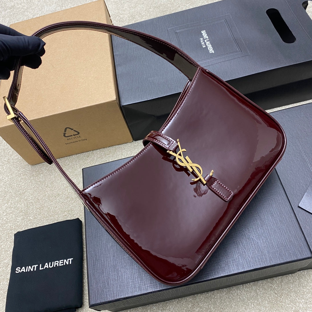 👜 2024 SS Patent Leather Wine Red Gold Underarm Bag Le5A7 Hobo | Adjustable Strap Luxury Shoulder Bag