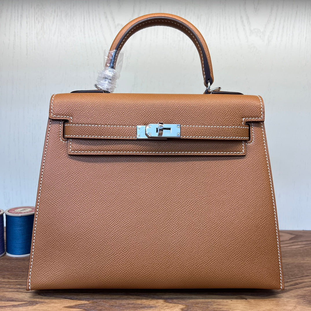Hermès Kelly 28 Sellier Epsom Leather Bag - Beeswax Hand-Stitched with Palladium Hardware