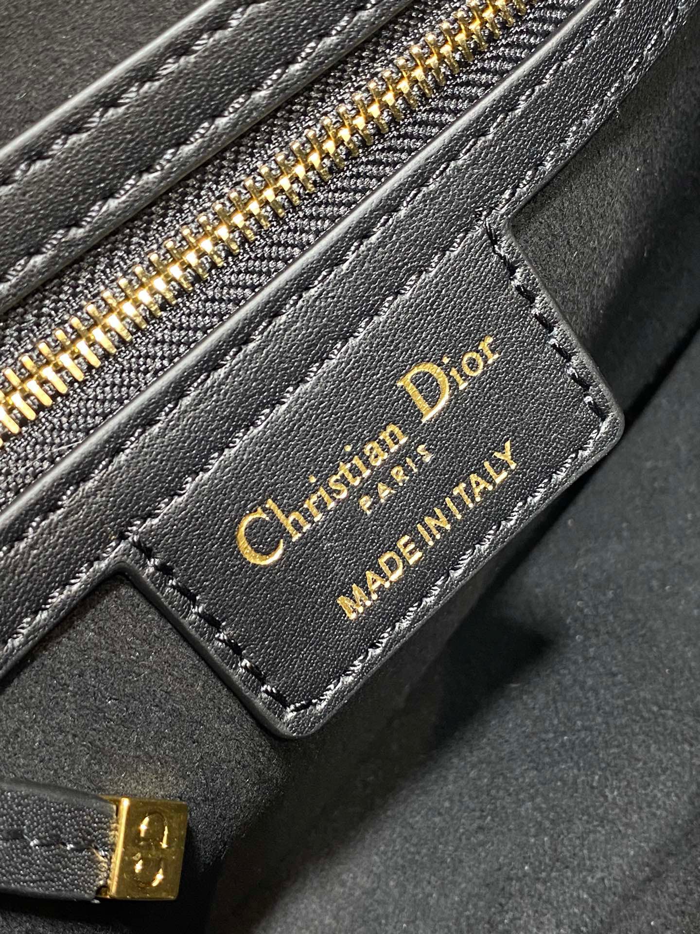 【New Arrival】Dior Besace Black/Oblique Crossbody Bag | Gold-Tone CD Logo Clasp | 24cm Soft Luxury Tote