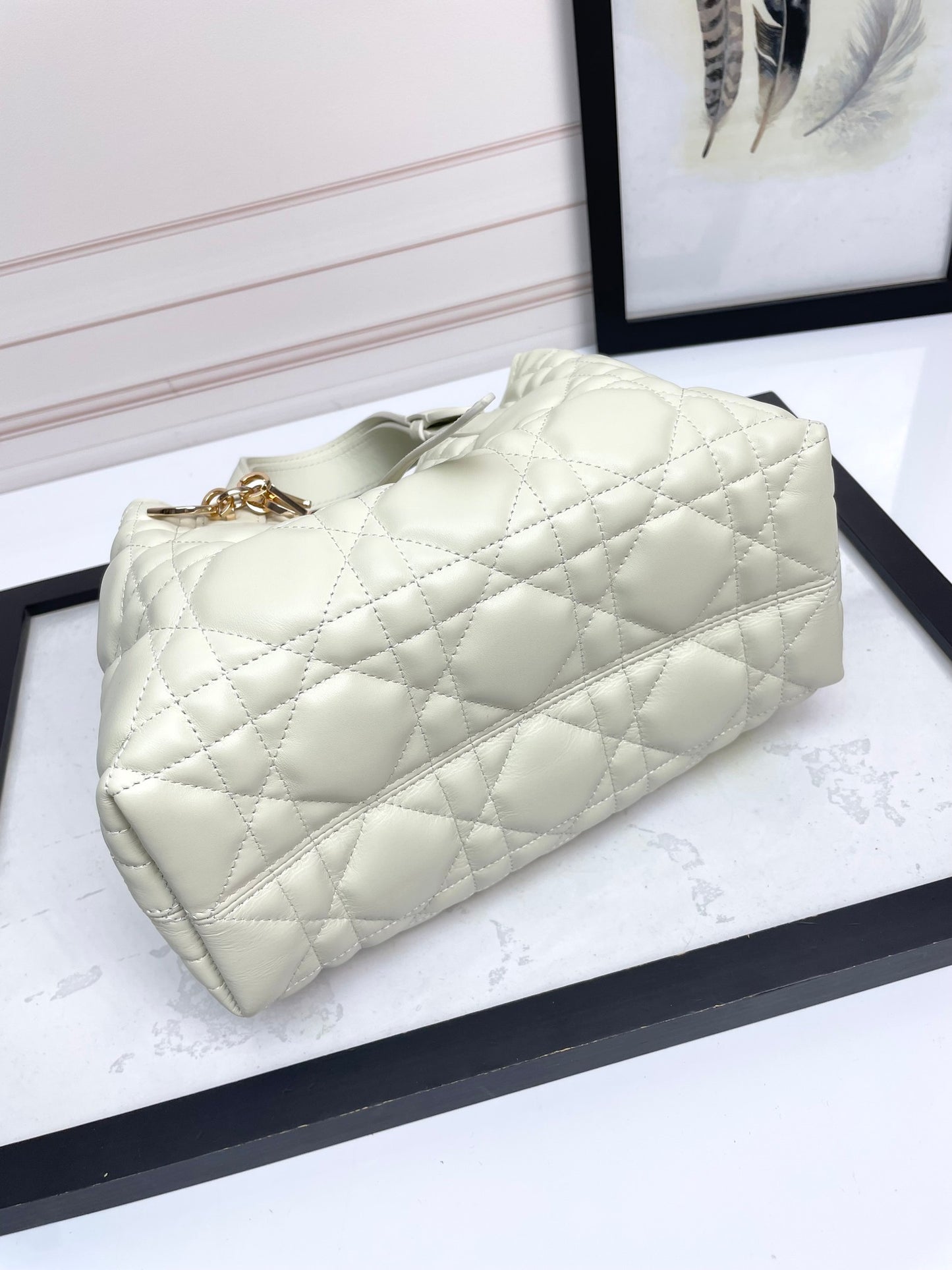Dior Toujours White Large Cannage Quilted Handbag | Lamb Leather Lining | Imported Hardware | Small 23cm Tote Bag