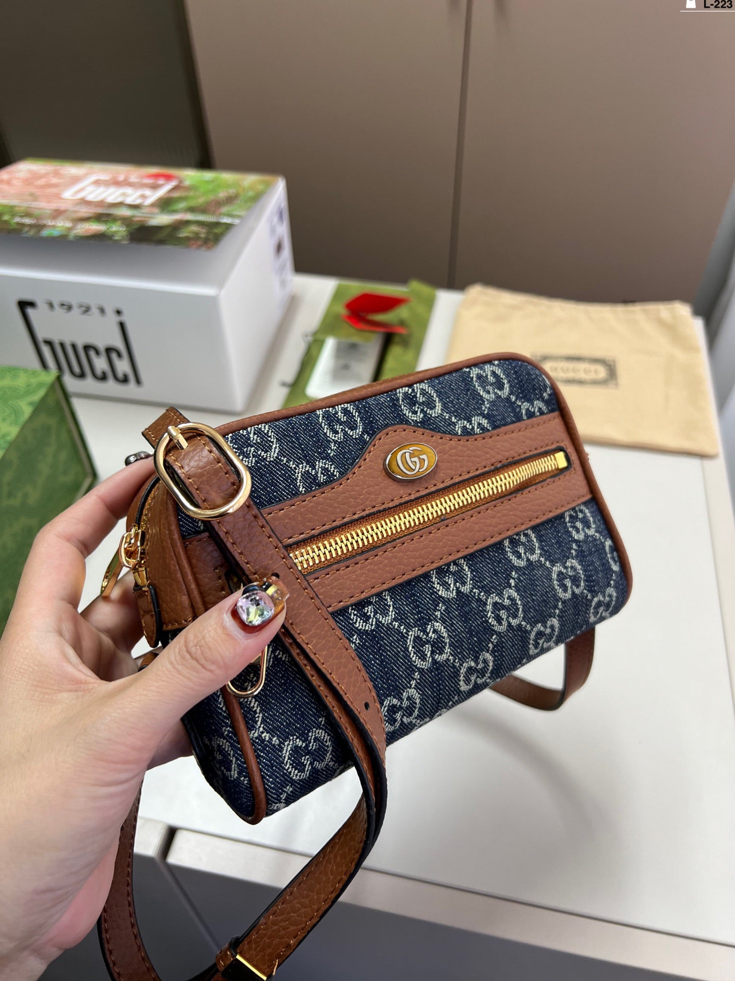 Gucci Ophidia Vintage GG Monogram Camera Bag - Compact Size 17×12cm, Spacious & Timeless Crossbody Bag with Foldable Box