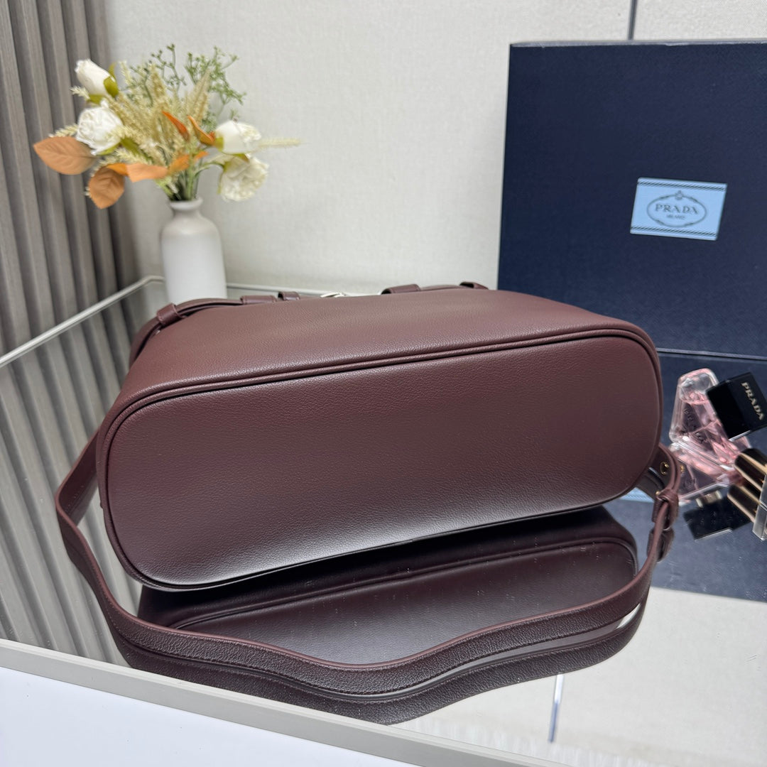 DoubleBag Small Shopper Tote 2024 | 32cm Genuine Leather + Lambskin Lining | Adjustable Strap & 3 Compartments | Belt Accent