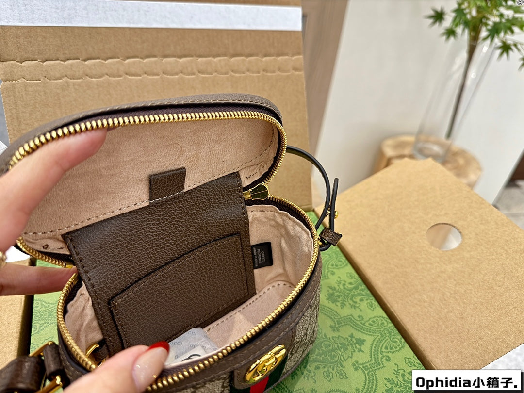 Gucci Ophidia Mini Box Bag – 16x11cm Versatile Cube, Elegant & Playful, All-Season Staple