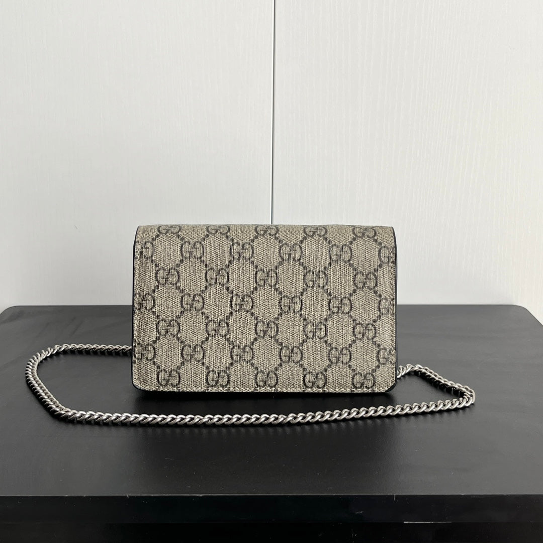 Gucci Dionysus Mini Bag – 16.5x10cm Iconic Size, Calfskin & Tiger Buckle, Entry-Level Street Style Icon