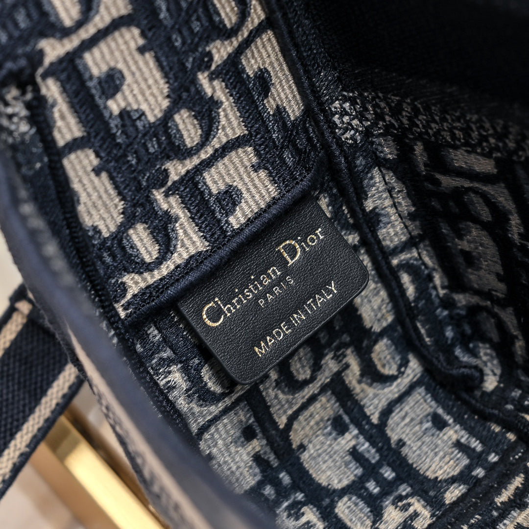 DIOR Cam Embroidery Vintage/New Canvas Messenger Bag Small - Gold-Tone Closure/Detachable Strap/23x15x8cm