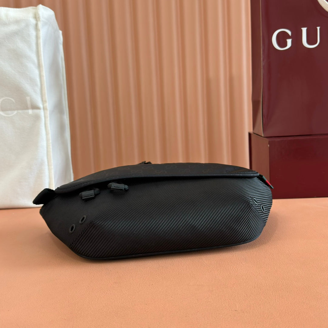 Gucci Fall Winter 2024 Men's Black Nylon Waist Bag | Embossed Logo Red-Green Web Strap Made in Italy