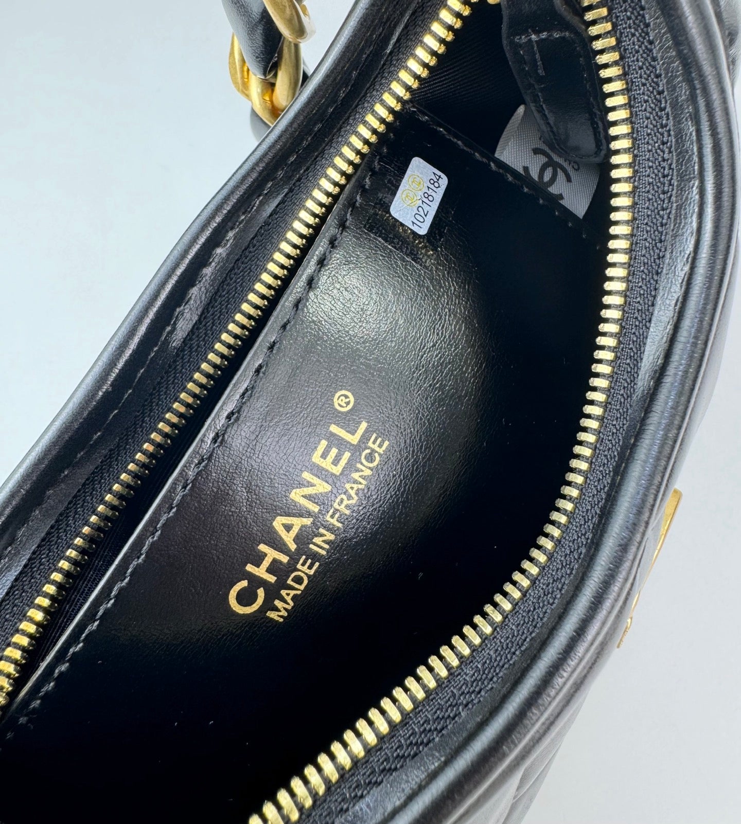 Chanel Sakura Pink Hobo Bag | 24K Gold Chunky Chain Strap | 22cm Lightweight Wax Leather Crossbody