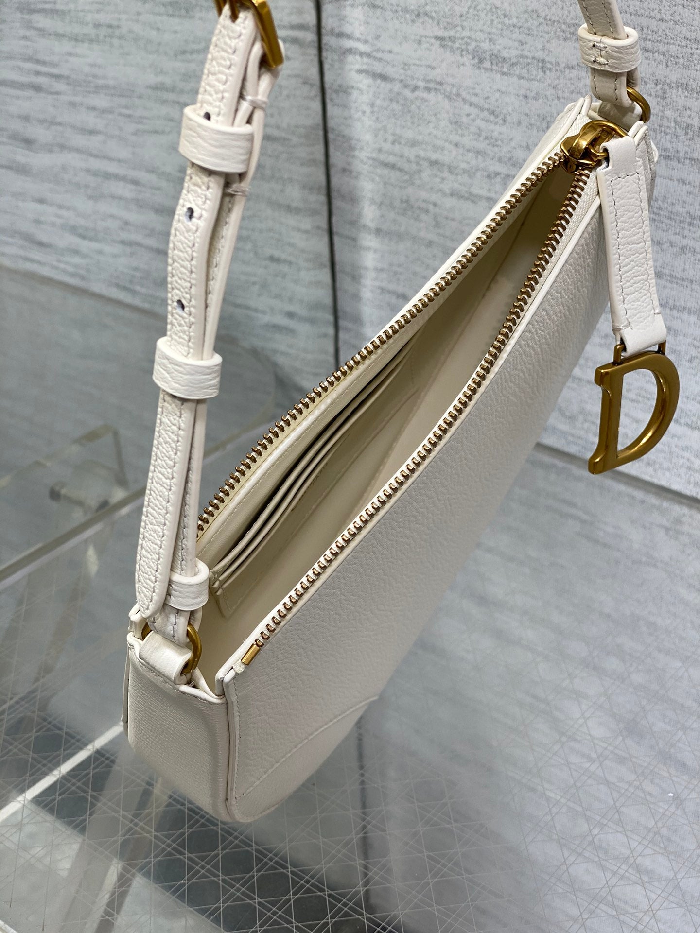 Dior 2024 SS Saddle Bag Underarm | Goatskin Mini Shoulder Bag | Signature Letter Hardware