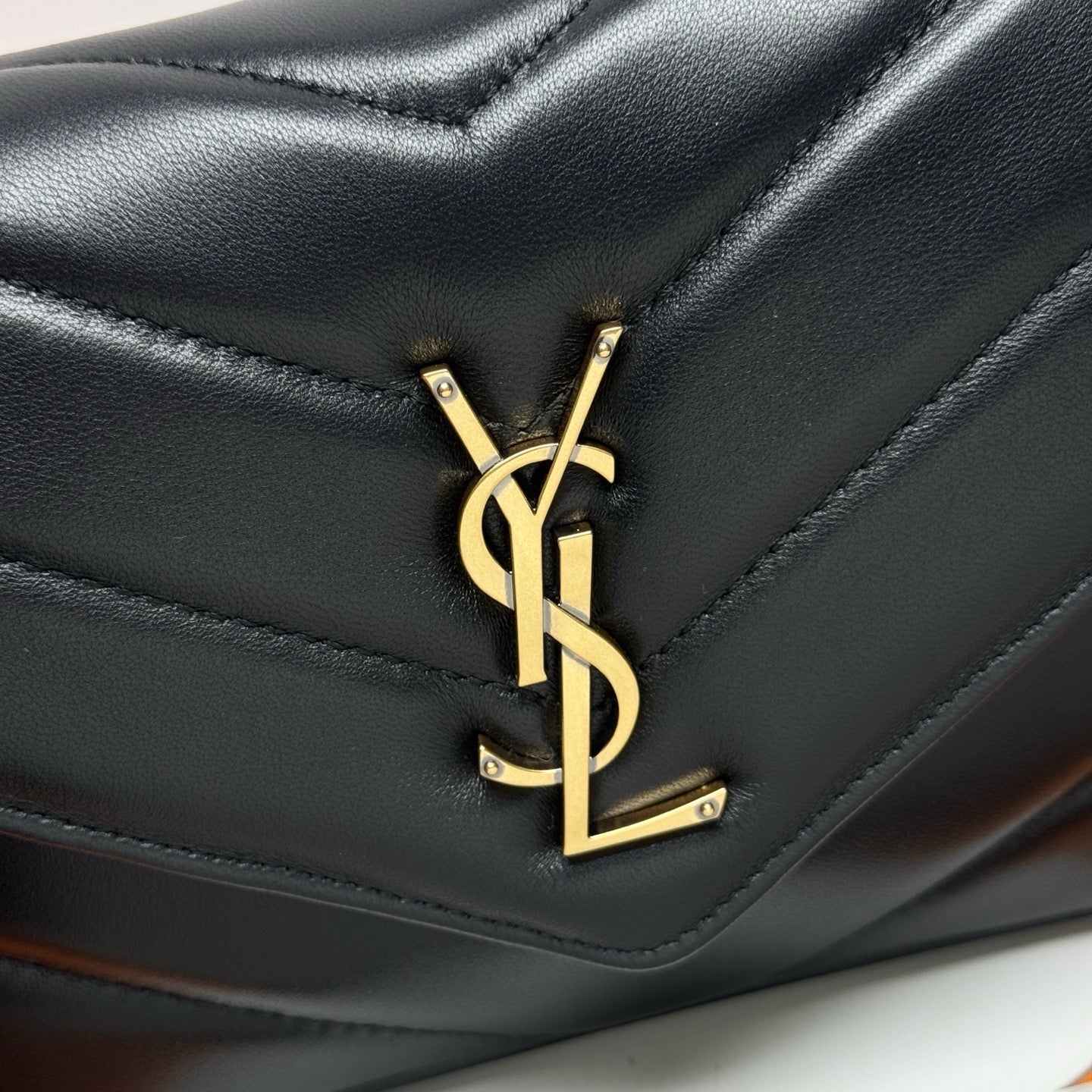Yves Saint Laurent LouLou Small Quilted Lambskin Chain Bag in Noir - Spring 2023 Edition