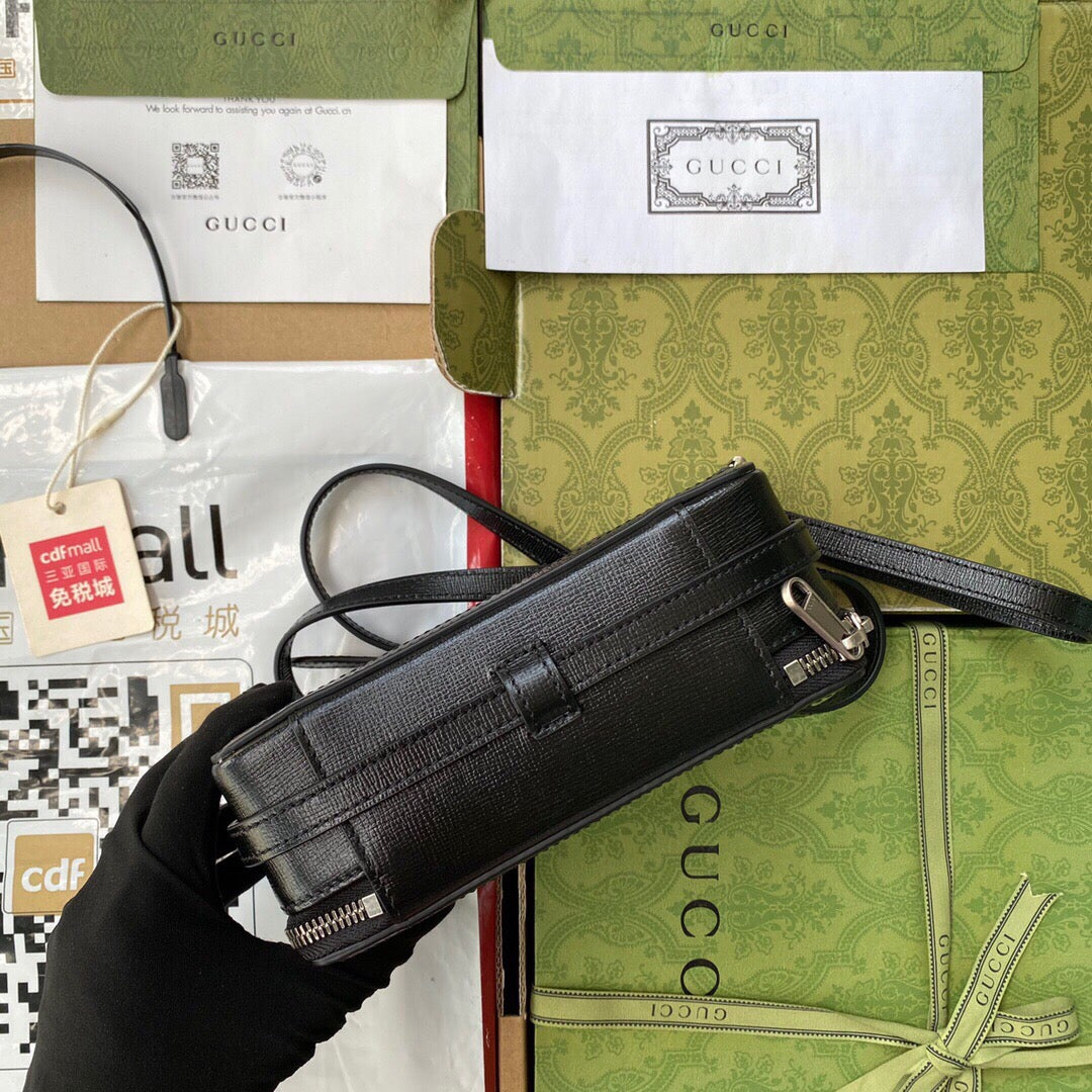 Gucci Meo Vintage Interlude Mini Bag - 18×10×7cm Black PVC Retro Cat Emblem Crossbody Bag with Modern Edge