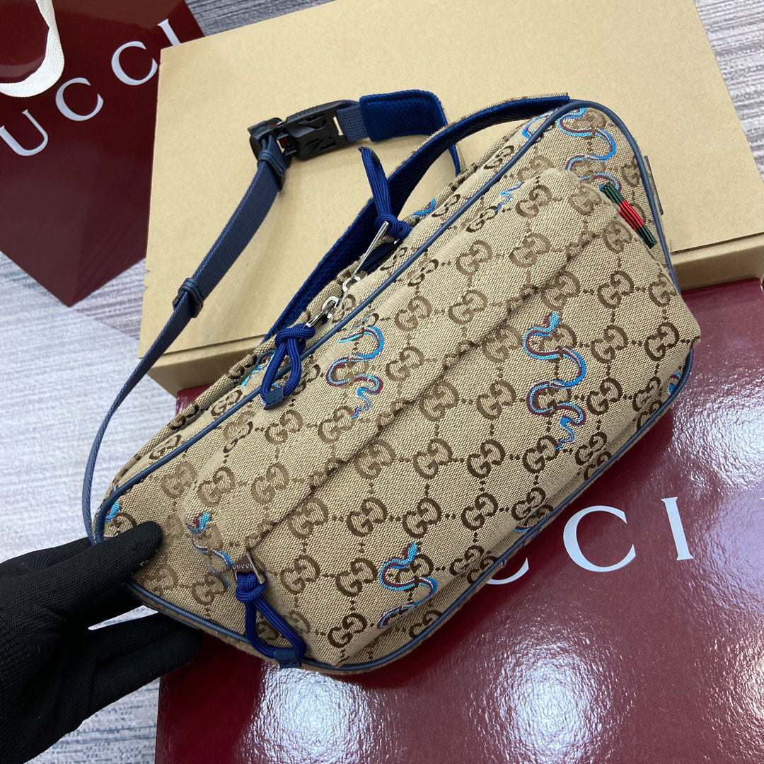 Gucci 2025 Early Spring Men's Snake Embroidery Contrast Backpack in Beige/Dark Brown/Blue