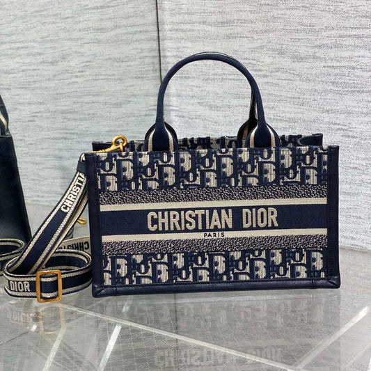 DIOR 2023 Fall/Winter Tote Bag | Monogram Embroidery Crossbody Shopper with Signature Letters, 27cm