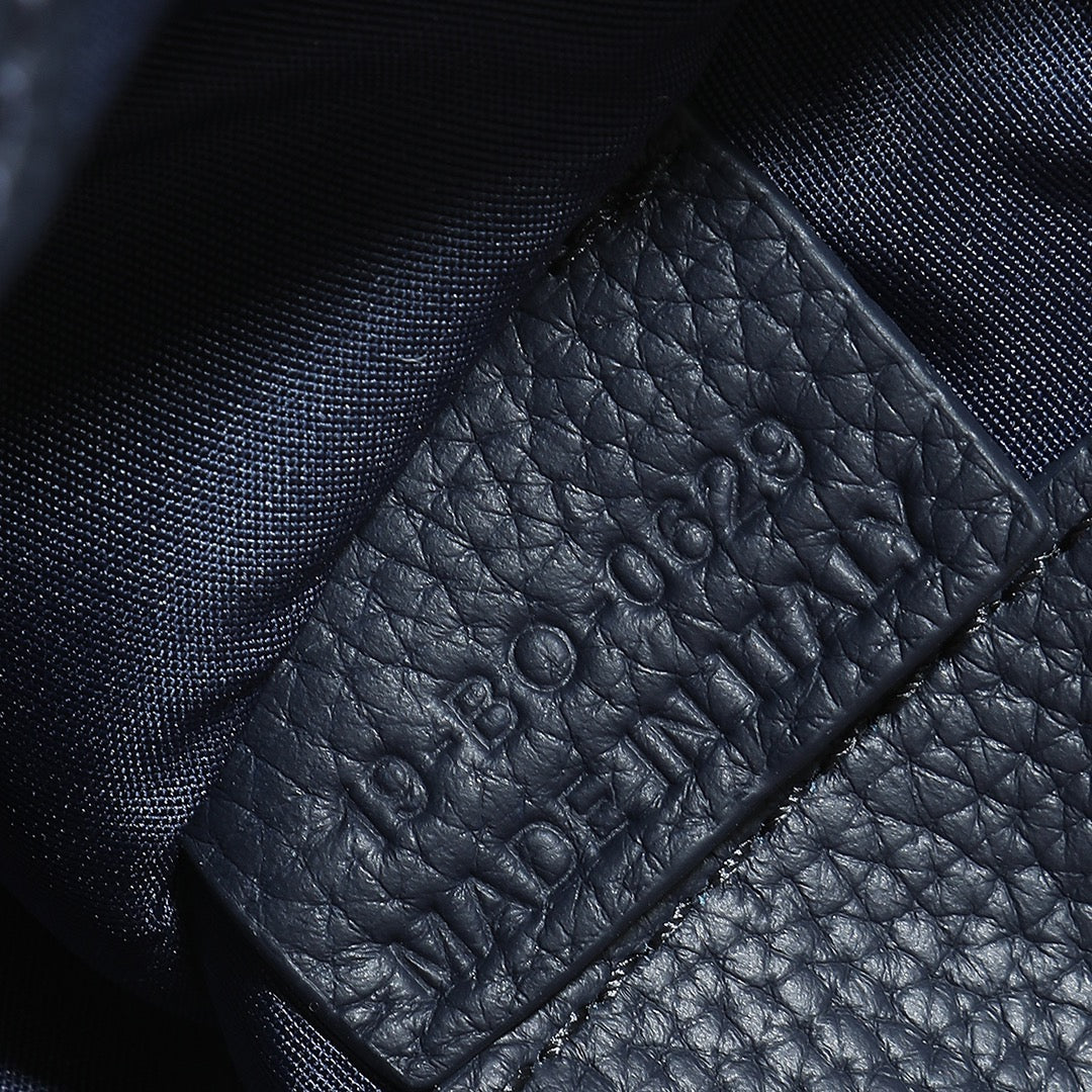 Dior Navy Blue A5 Triangle Clutch｜3D Gravity Embossed Leather｜6 Card Slots & Detachable Strap