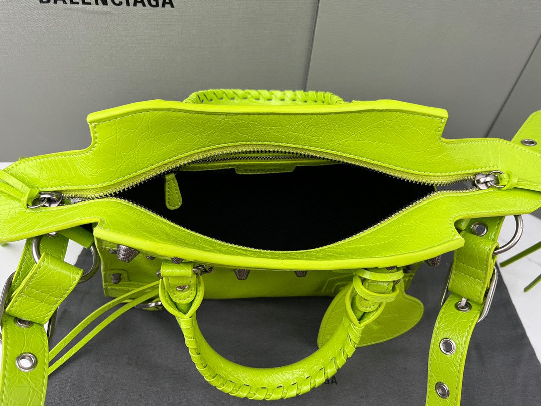 Fluorescent Green Paris Neo Cagole Biker Bag 2023 - Edgy Heart Mirror Bucket Bag | 26cm Statement Piece