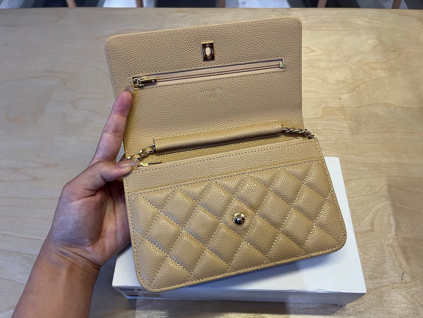 CHANEL 25c Wallet on Chain (WOC) | Exclusive Haas Caviar Leather Gold-Tone | Double C-Lock "Lucky Purse" | 12cm Mini Crossbody