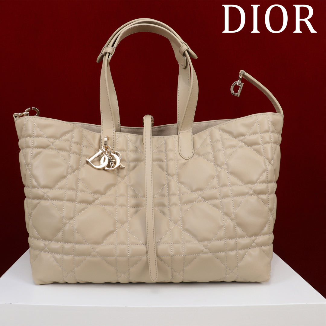 Beige Calfskin Tote Bag｜Drawstring Closure & Detachable Pouch｜Adjustable Leather Handles｜Medium 28.5×21.5×19cm