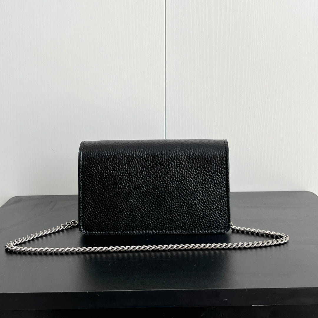 Gucci Dionysus Mini Bag – 16.5x10cm Black Calfskin, Tiger Head Buckle, Entry-Level Iconic Statement
