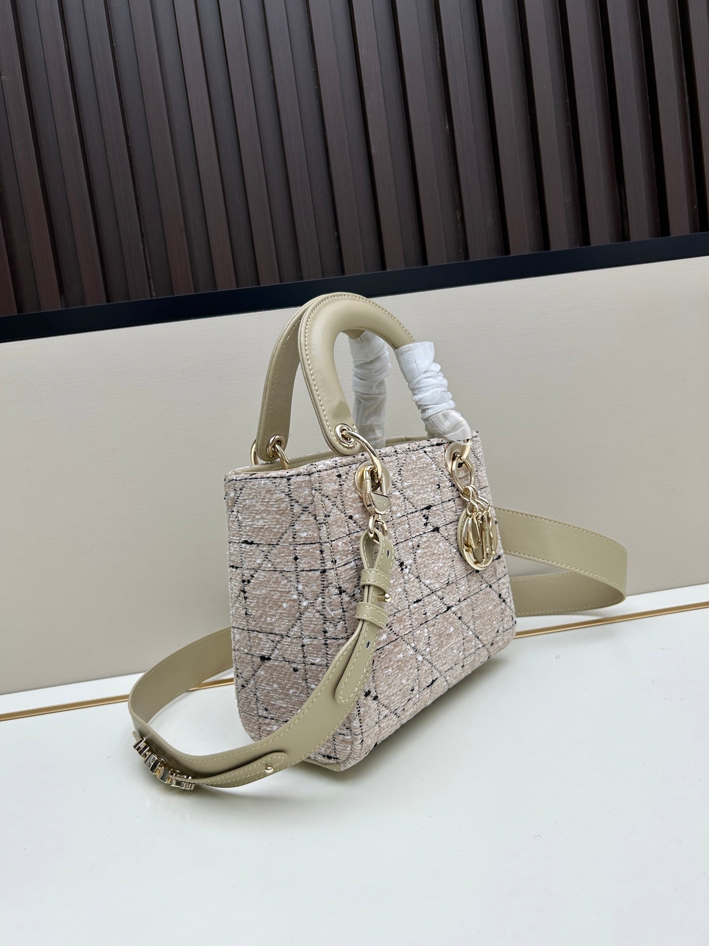 DIOR 2023 Tweed Freedom Edition Handbag | 20cm Black Cannage Embroidery with Gold Chain