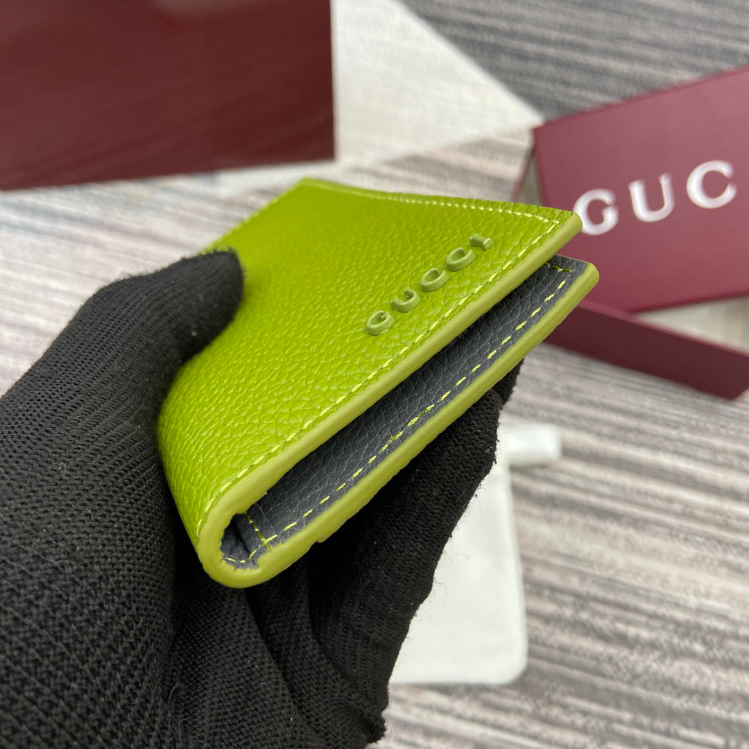 Gucci 2025 Early Spring Collection Green Calfskin Leather Bifold Wallet - Iconic Motif, Compact Elegance
