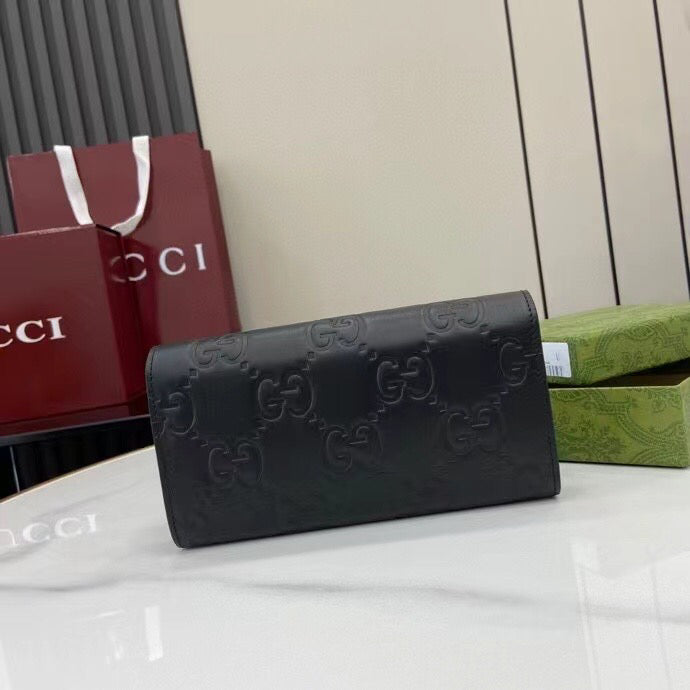 Gucci GG Monogram Long Wallet | Black Pebbled Leather with Antique Gold Closure | 19x10x3cm