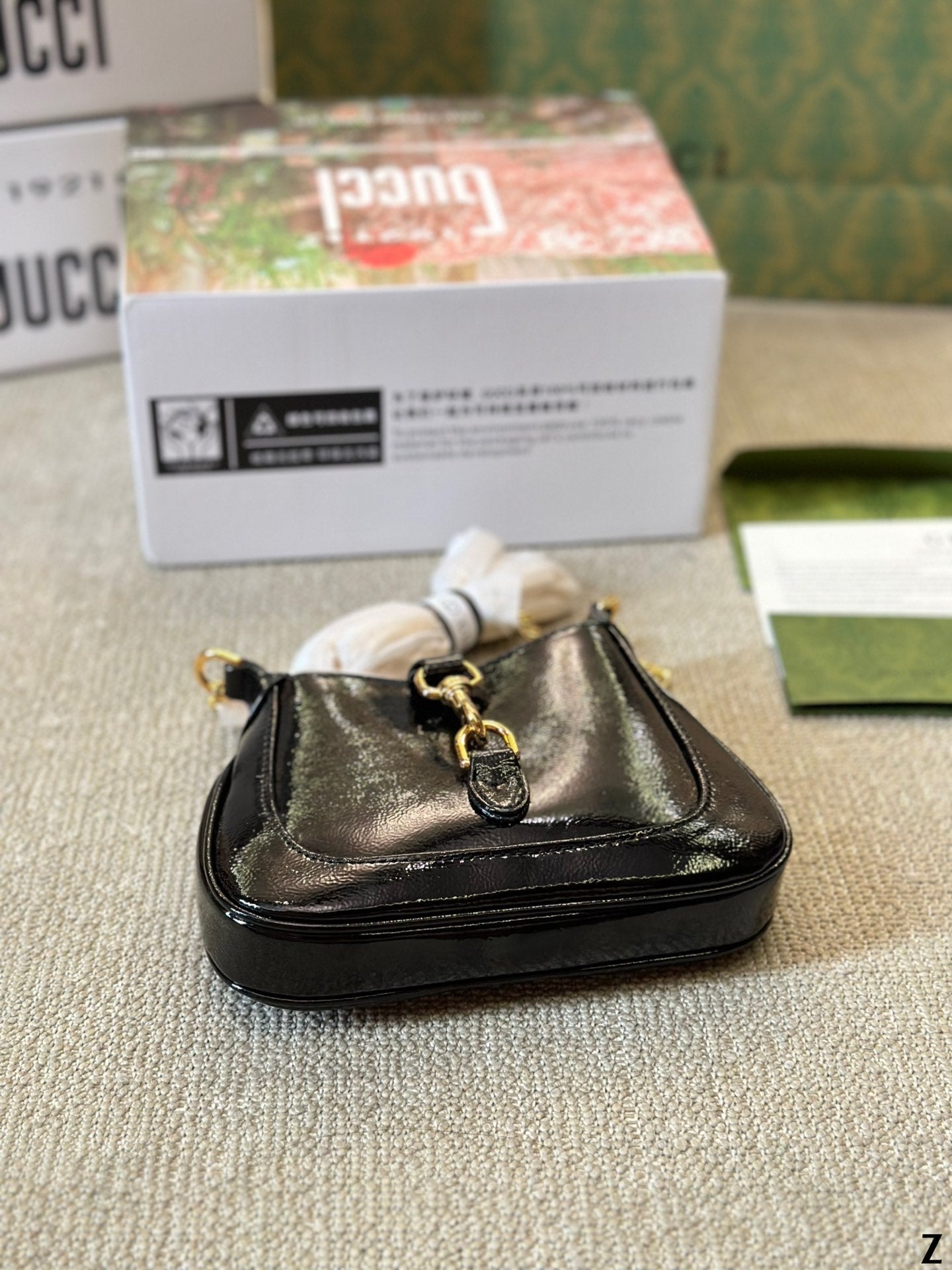 Gucci New Jackie Bag – Romantic Luxury in Multi-Colors Smooth/Waxed Leather 18x13cm Timeless Elegance