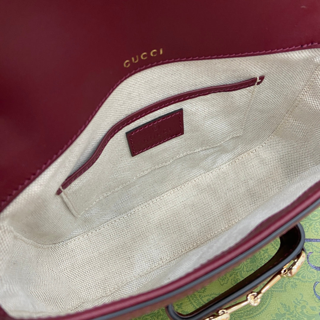 GUCCI Horsebit 1955 Burgundy Mini Shoulder Bag｜Valentine's Campaign｜Embossed GG Canvas｜20×14×5cm